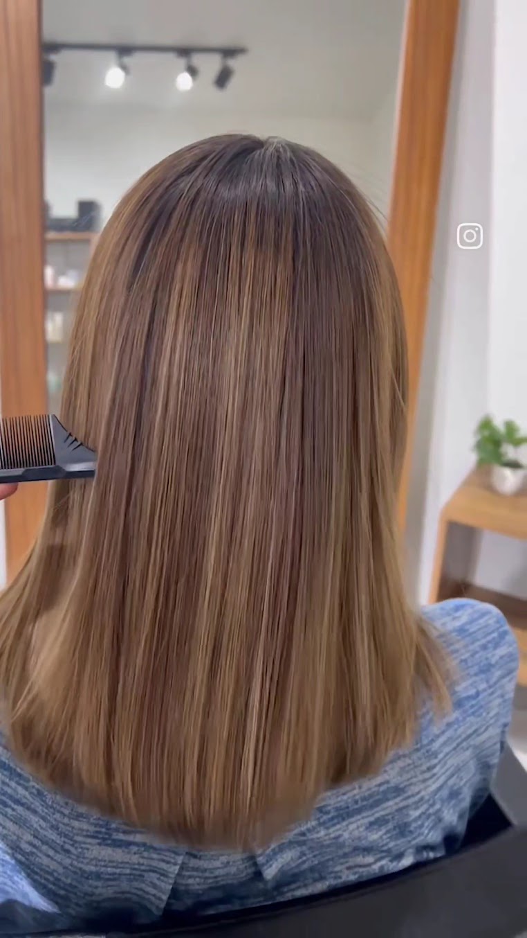 Resultado de alaciado y color de cabello